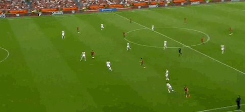 1687045566632062891.gif